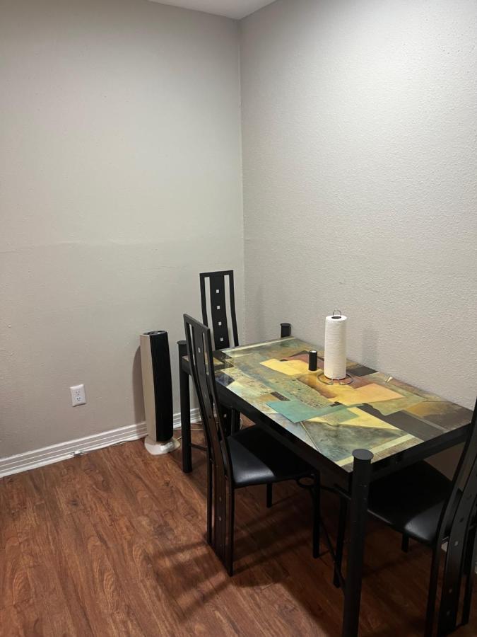 Lovely 1-Bedroom Townhome With Nice Amenities Houston Exterior foto